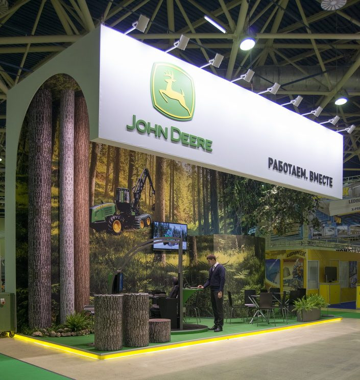 Стенд для John Deere