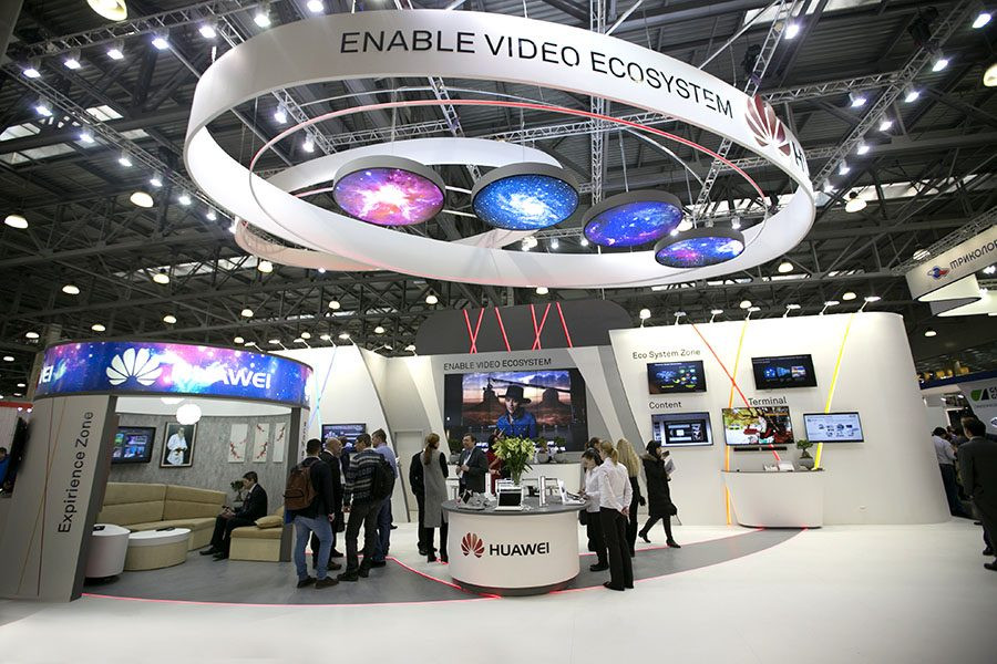 Стенд для компании Huawei